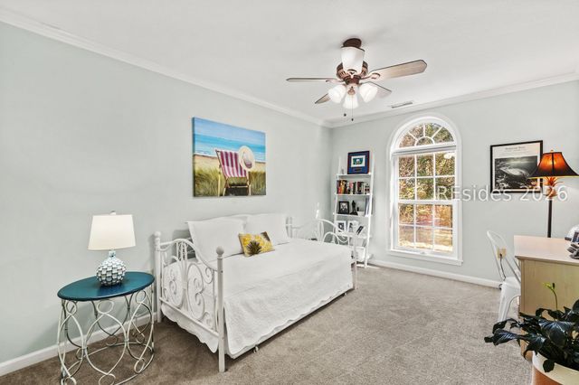 561 Sams Point Rd, Beaufort, SC 29907