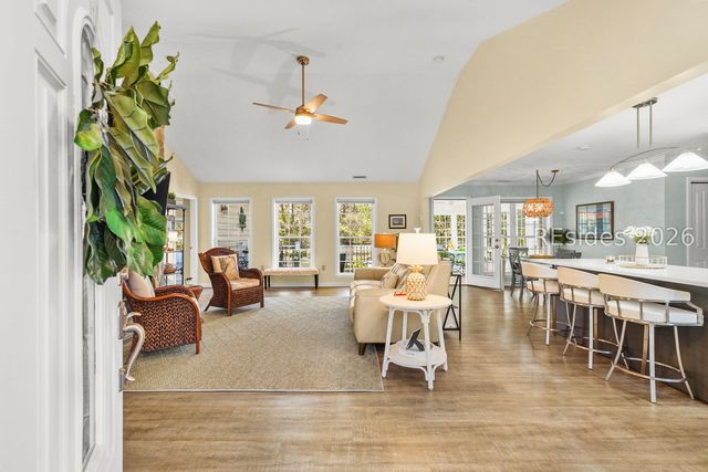 561 Sams Point Rd, Beaufort, SC 29907