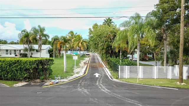 13050 SW 103 Avenue, Miami, FL 33176
