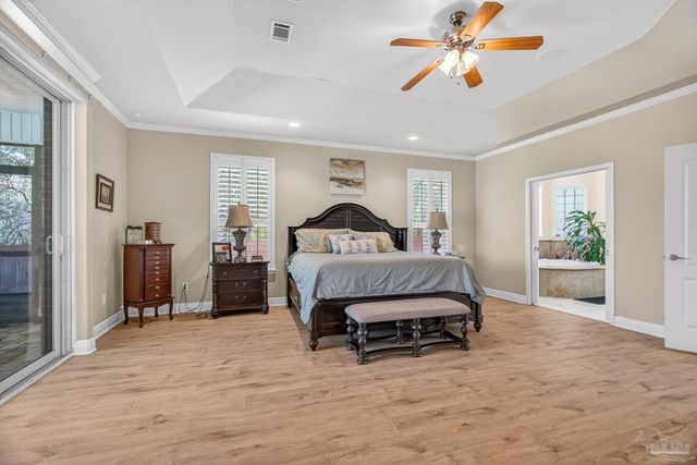 2930 Fenceline Rd, Pensacola, FL 32507