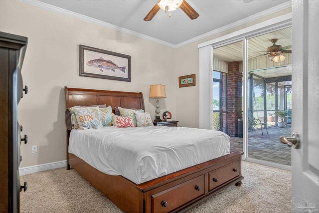 2930 Fenceline Rd, Pensacola, FL 32507