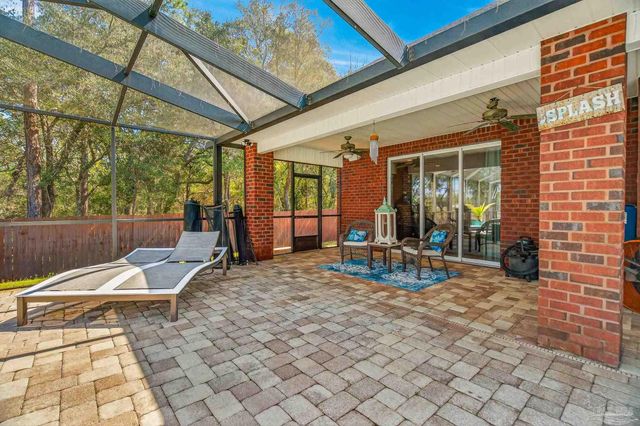 2930 Fenceline Rd, Pensacola, FL 32507