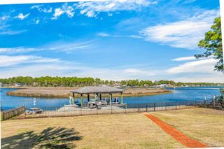 2930 Fenceline Rd, Pensacola, FL 32507