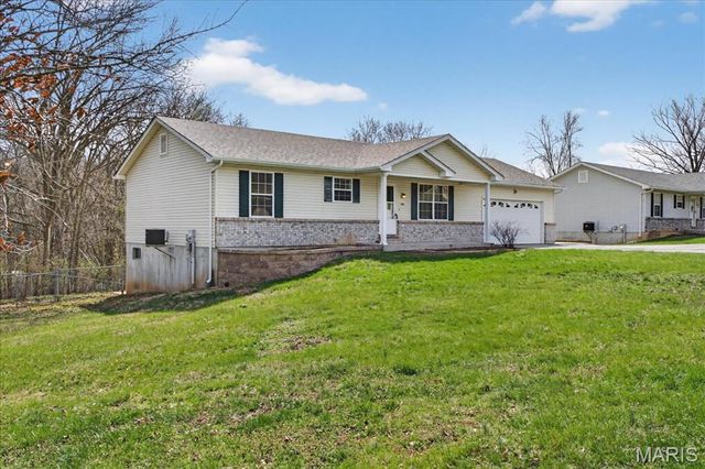 254 Highway M, Villa Ridge, MO 63089