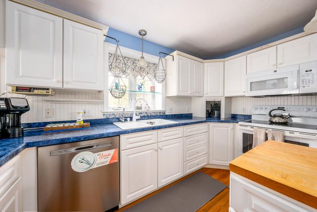16 Weather Deck Road, Bourne, MA 02532