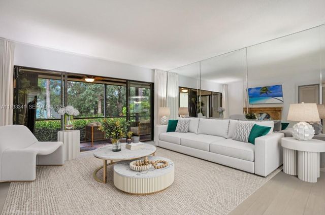 4650 Kittiwake Ct 4650, Boynton Beach, FL 33436