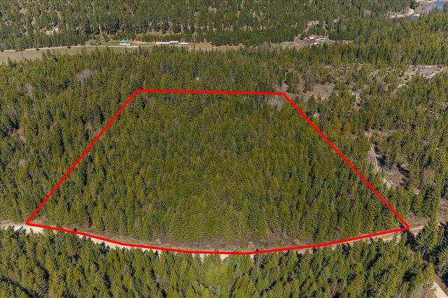 963 Thompson Rd, Elk, WA 99009