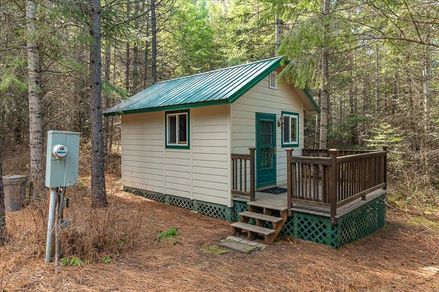 963 Thompson Rd, Elk, WA 99009