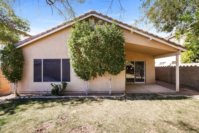 1233 S Colonial Drive, Gilbert, AZ 85296