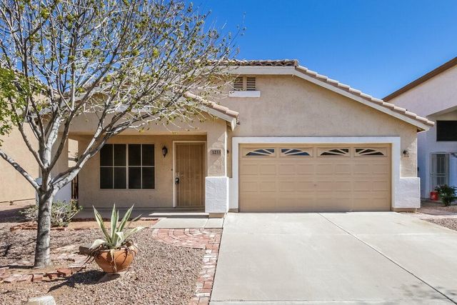 1233 S Colonial Drive, Gilbert, AZ 85296