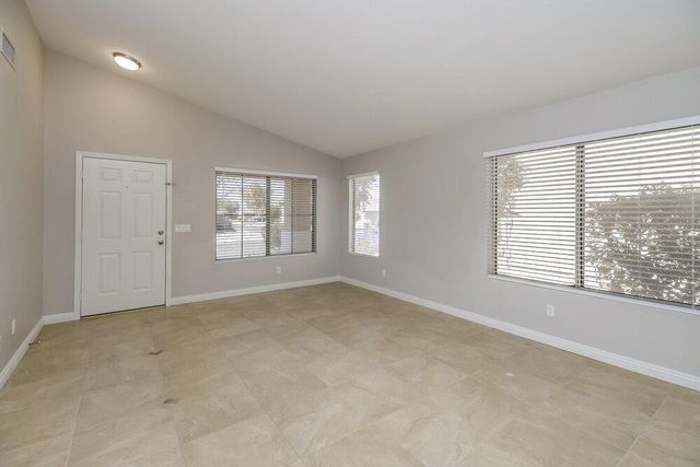 1233 S Colonial Drive, Gilbert, AZ 85296