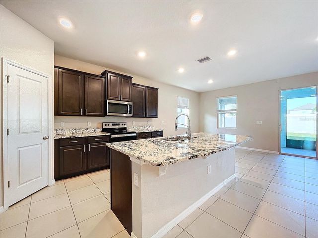 8341 BOWER BASS CIRCLE, Wesley Chapel, FL 33545