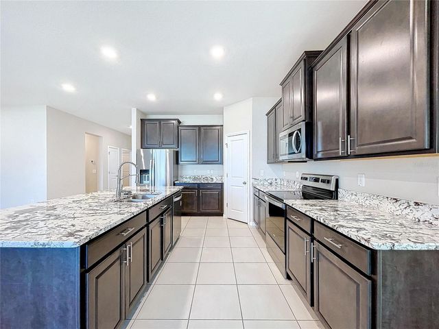 8341 BOWER BASS CIRCLE, Wesley Chapel, FL 33545