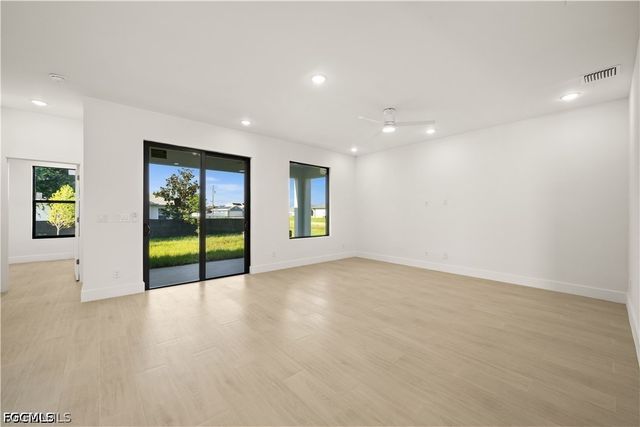 2001 NW Embers TER, Cape Coral, FL 33993