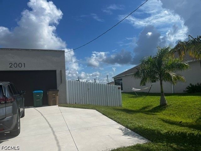 2001 NW Embers TER, Cape Coral, FL 33993