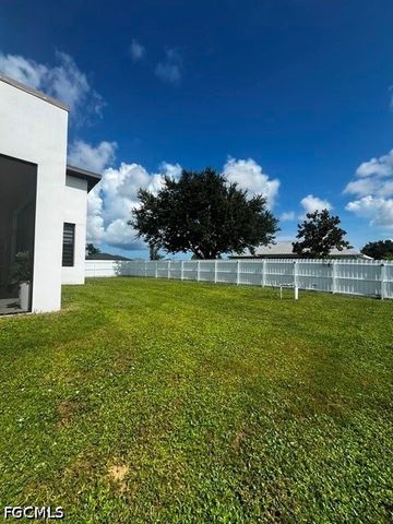 2001 NW Embers TER, Cape Coral, FL 33993
