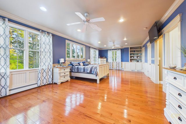 1485 N Hixville Rd, Dartmouth, MA 02747