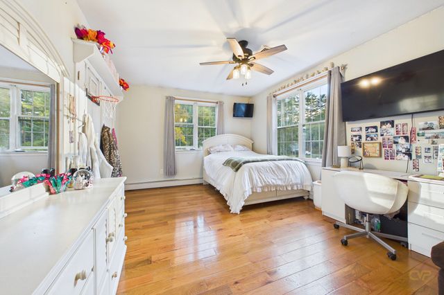 1485 N Hixville Rd, Dartmouth, MA 02747