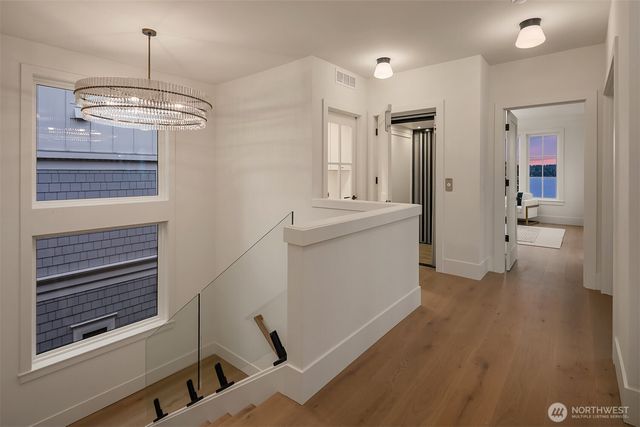 1027 McGilvra Boulevard E, Seattle, WA 98112