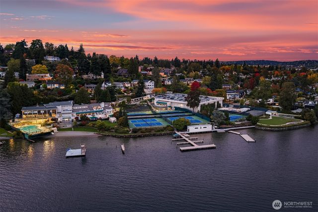1027 McGilvra Boulevard E, Seattle, WA 98112