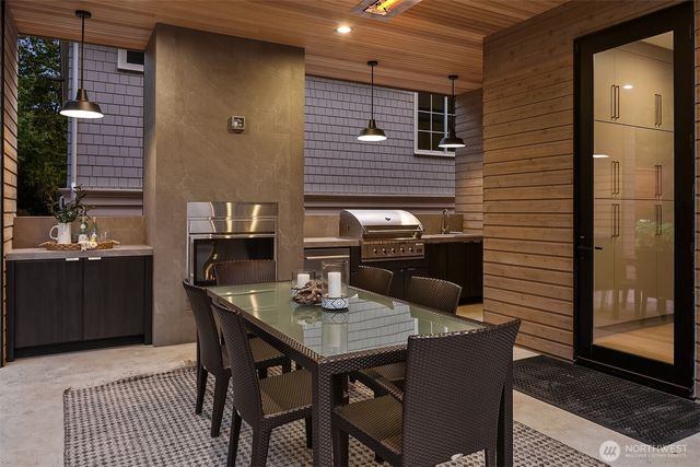 1027 McGilvra Boulevard E, Seattle, WA 98112