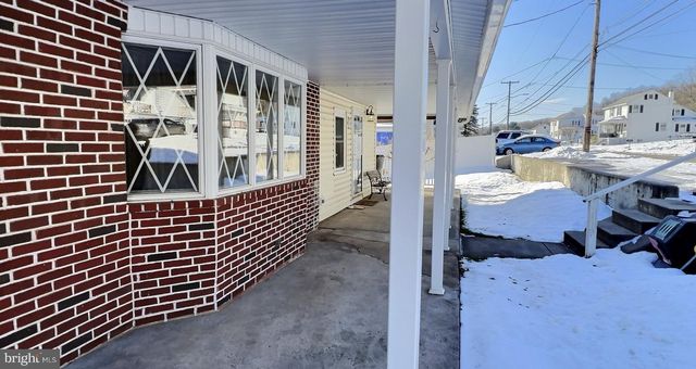 176 ROOSEVELT DR, Morea, PA 17948