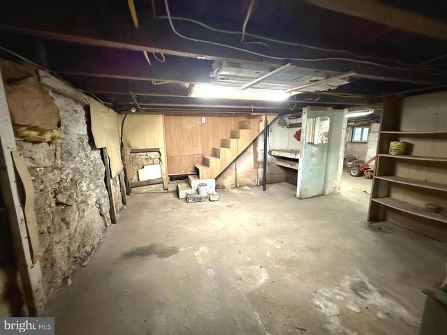 176 ROOSEVELT DR, Morea, PA 17948