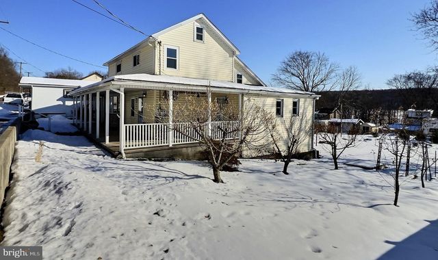 176 ROOSEVELT DR, Morea, PA 17948