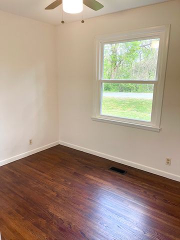 1907 Dabbs Ave, Nashville, TN 37217