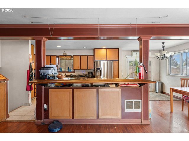 2419 Ne 59TH St, Vancouver, WA 98663
