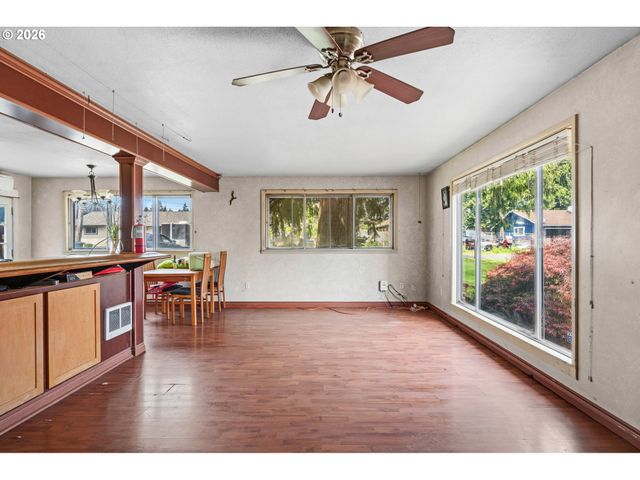 2419 Ne 59TH St, Vancouver, WA 98663