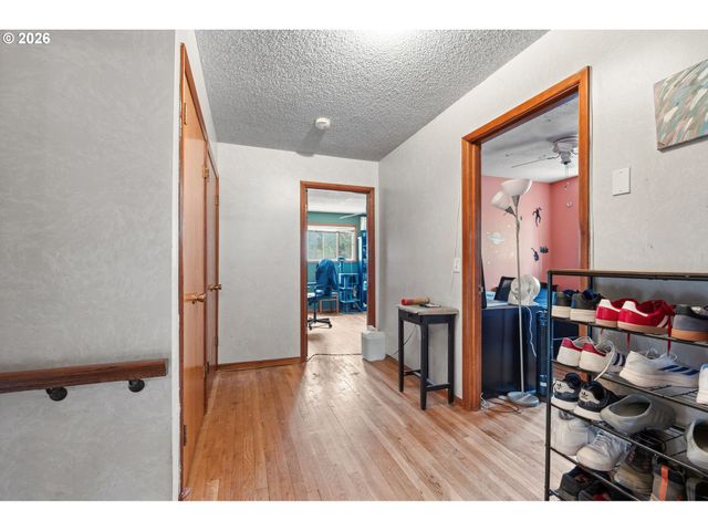 2419 Ne 59TH St, Vancouver, WA 98663