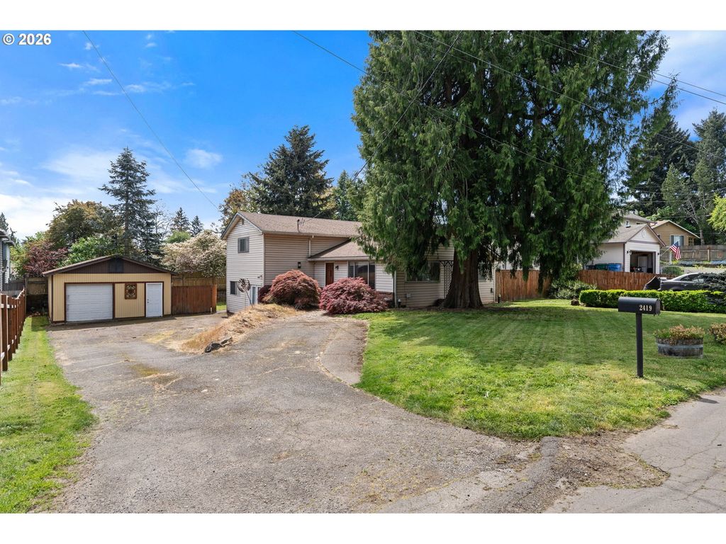 2419 Ne 59TH St, Vancouver, WA 98663