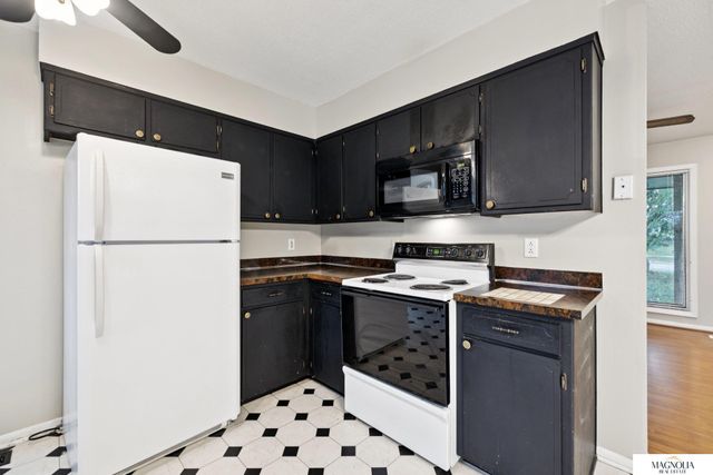 6338 Hartley Street, Lincoln, NE 68507