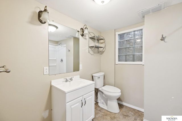 6338 Hartley Street, Lincoln, NE 68507