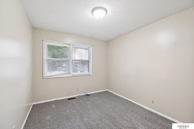 6338 Hartley Street, Lincoln, NE 68507