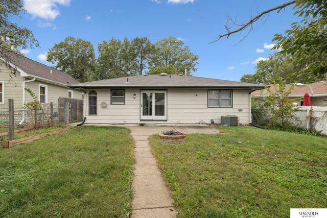 6338 Hartley Street, Lincoln, NE 68507