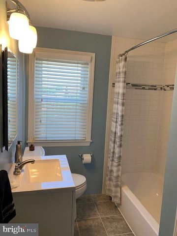 30 SIPPLE AVE, Baltimore, MD 21236