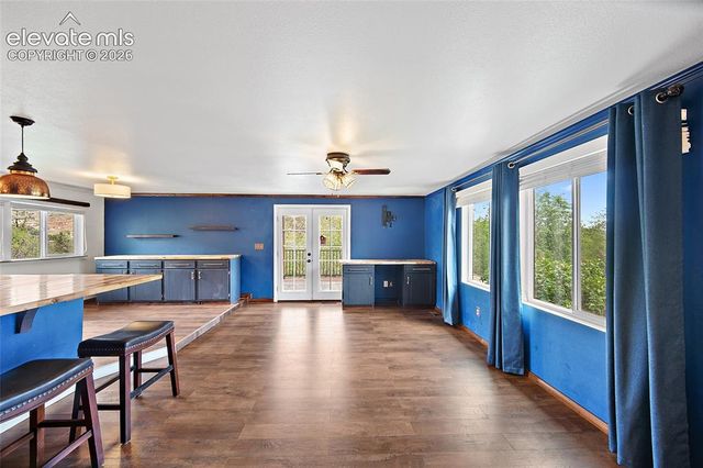 958 Midland Avenue, Manitou Springs, CO 80829