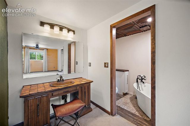 958 Midland Avenue, Manitou Springs, CO 80829