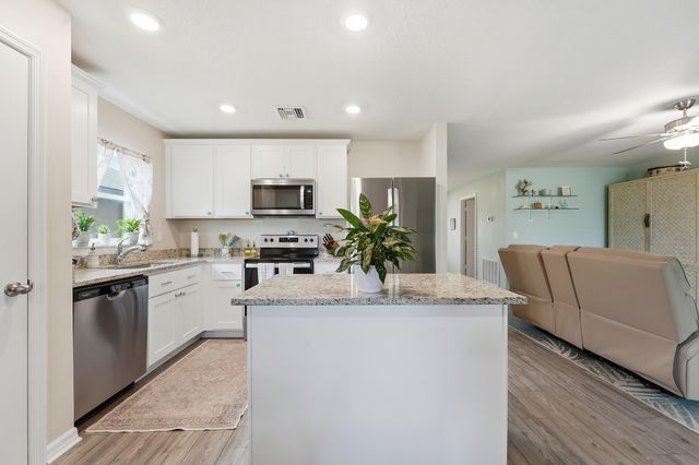 5240 Imagination Drive, Fort Pierce, FL 34947