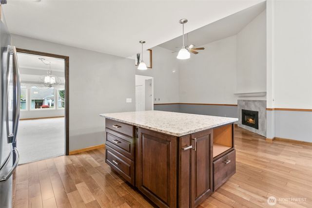 25242 Lake Wilderness Country Club Drive SE, Maple Valley, WA 98038