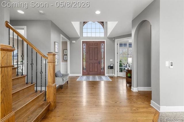 8439 Boulder Shores Drive, South Lyon, MI 48178