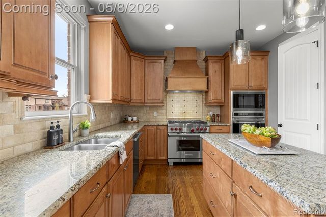 8439 Boulder Shores Drive, South Lyon, MI 48178
