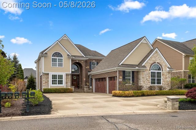 8439 Boulder Shores Drive, South Lyon, MI 48178