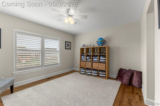 8439 Boulder Shores Drive, South Lyon, MI 48178