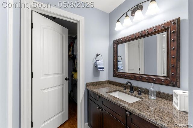 8439 Boulder Shores Drive, South Lyon, MI 48178
