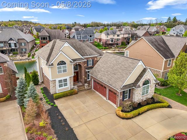 8439 Boulder Shores Drive, South Lyon, MI 48178