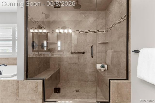 8439 Boulder Shores Drive, South Lyon, MI 48178