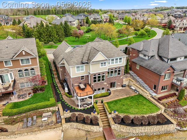 8439 Boulder Shores Drive, South Lyon, MI 48178
